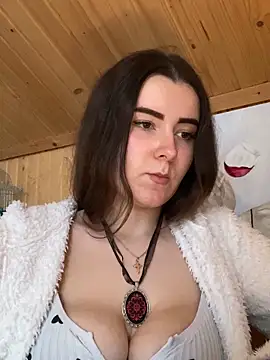 mewKate online show from April 11, 3:49 pm