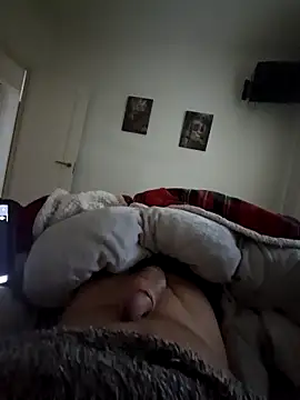 Snapshot of Gaditannus40 chatting on February 16, 8:43 am Gaditannus40 online show from February 16, 8:43 am