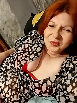 Snapshot of Angelina4531 chatting on April 20, 3:20 am Angelina4531 online show from April 20, 3:20 am