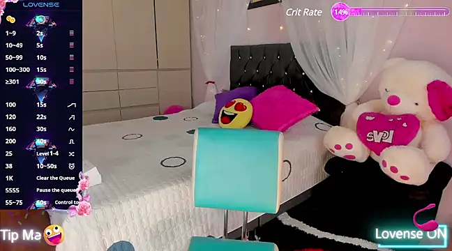 Snapshot of Aliana_Ross chatting on February 1, 10:23 pm Aliana Ross online show from February 1, 10:23 pm