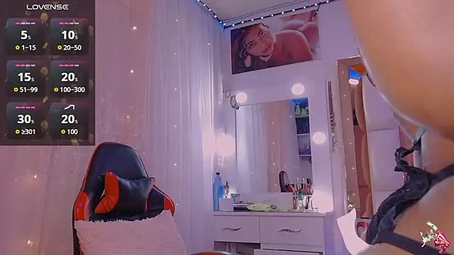 Aliana Ross online show from February 13, 8:10 am