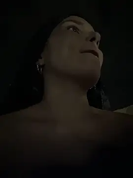 the queen of street online show from February 19, 2:40 am