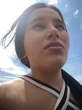 the queen of street online show from February 23, 6:38 pm