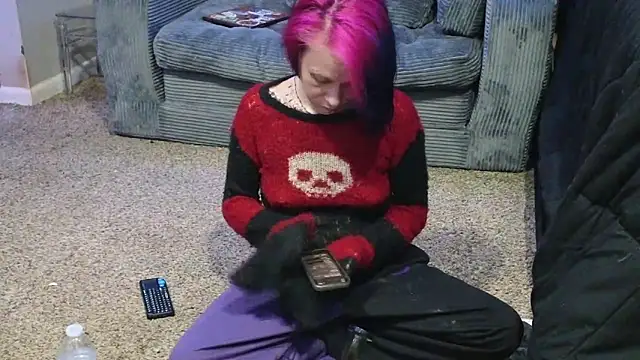 trashbrat online show from March 24, 11:26 am