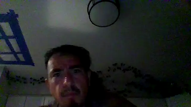 Snapshot of justthetip4209 chatting on June 8, 9:15 pm justthetip4209 online show from June 8, 9:15 pm