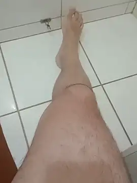 Snapshot of curtindo-muito82 chatting on March 20, 11:45 pm curtindo-muito82 online show from March 20, 11:45 pm