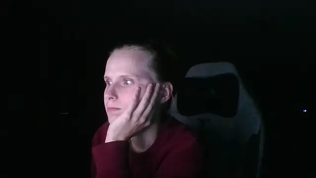 Snapshot of haileyheels chatting on September 25, 7:06 pm haileyheels online show from September 25, 7:06 pm