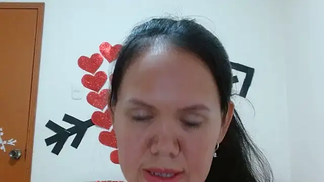 Snapshot of marilynbeautifullyhairy chatting on February 20, 11:10 pm marilynbeautifullyhairy online show from February 20, 11:10 pm