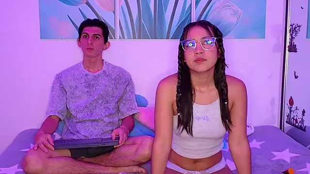 Ana and Leo online show from February 24, 3:43 pm