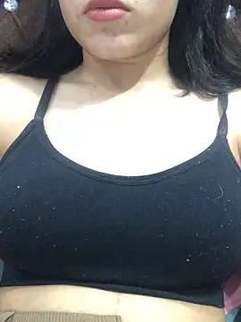 Tanvi roy98 online show from February 24, 7:44 am