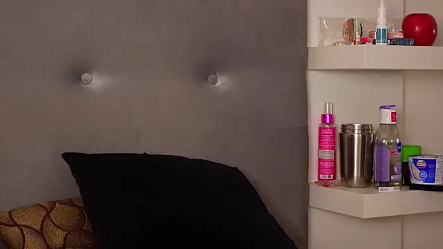 TanyaKros online show from April 19, 4:56 am