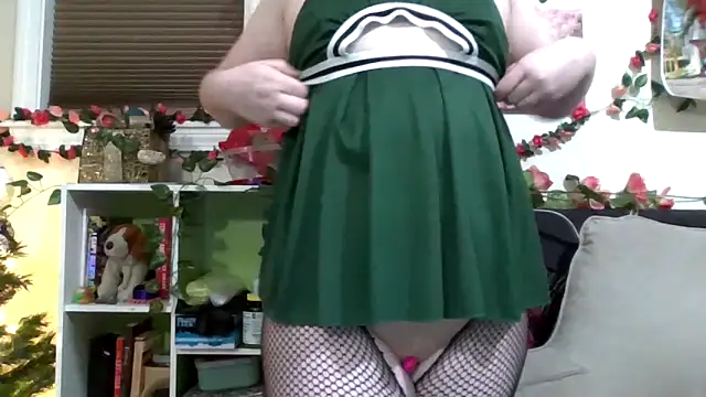 AverageRose online show from February 20, 6:26 am