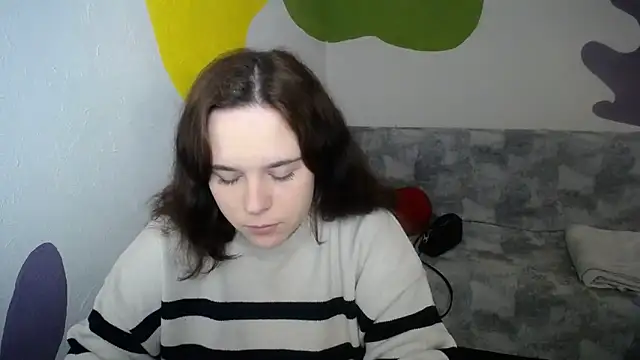 Snapshot of mini_girly chatting on December 3, 1:20 pm mini girly online show from December 3, 1:20 pm