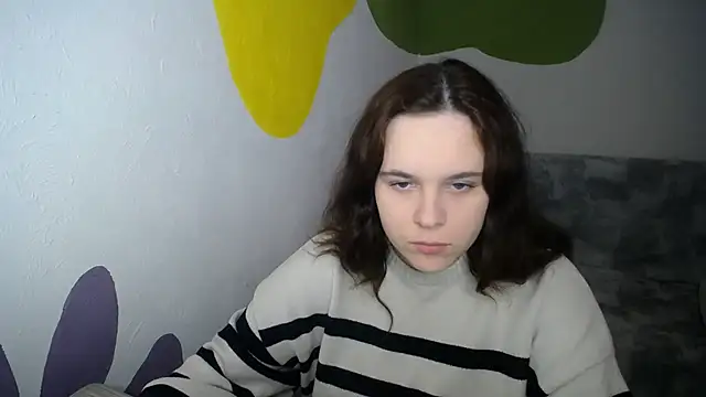 Snapshot of mini_girly chatting on December 4, 1:09 pm mini girly online show from December 4, 1:09 pm