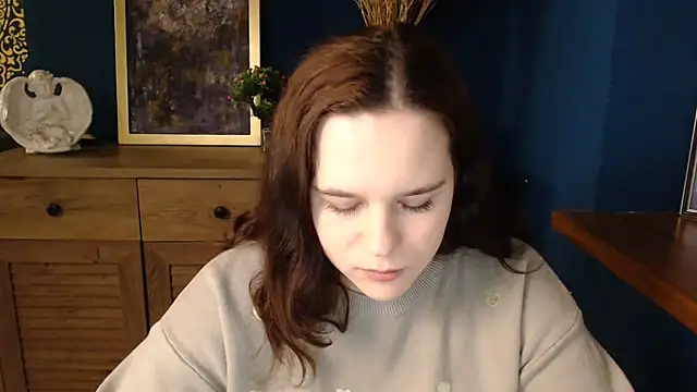 Snapshot of mini_girly chatting on December 18, 2:23 pm mini girly online show from December 18, 2:23 pm