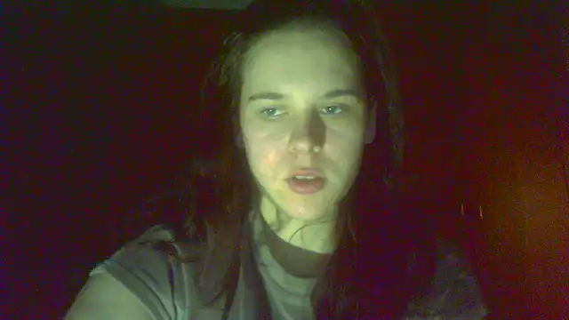 Snapshot of mini_girly chatting on March 21, 9:18 pm mini girly online show from March 21, 9:18 pm