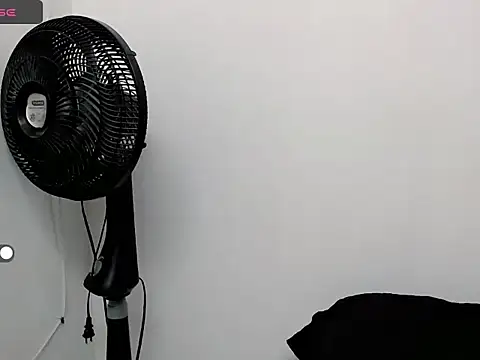 mia grey01 online show from February 6, 12:05 pm