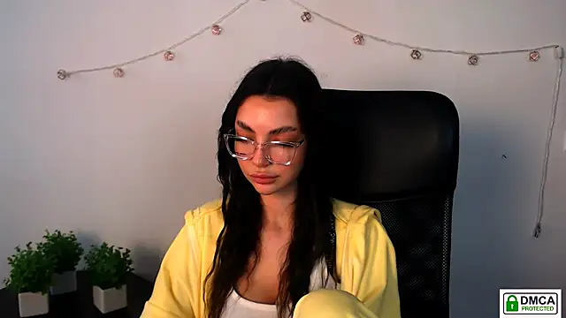Snapshot of Lexi_Jous chatting on April 25, 1:41 pm Lexi Jous online show from April 25, 1:41 pm