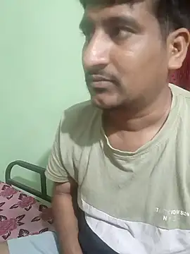 Snapshot of honeyrose765 chatting on January 9, 4:06 pm honeyrose765 online show from January 9, 4:06 pm