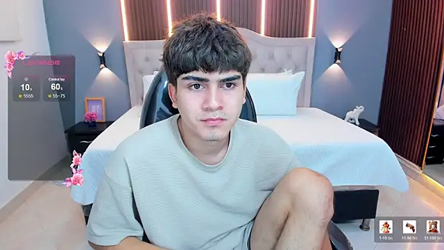 Snapshot of Tommy18__ chatting on July 8, 3:22 am Tommy18 online show from July 8, 3:22 am