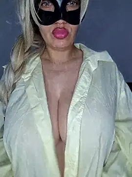 nonalona199999 online show from March 25, 7:42 pm