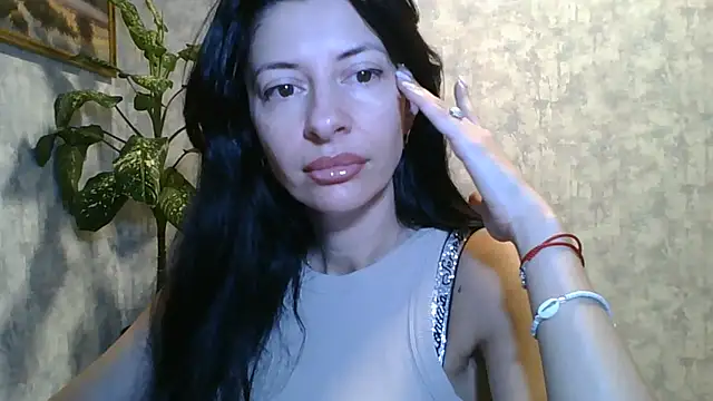 Snapshot of LissaBlossom chatting on July 8, 2:16 am LissaBlossom online show from July 8, 2:16 am