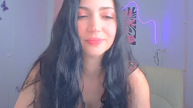 Snapshot of Amalia_amor chatting on June 21, 5:32 am Amalia amor online show from June 21, 5:32 am