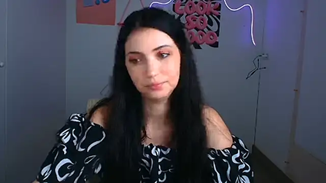 Snapshot of Amalia_amor chatting on June 24, 11:31 am Amalia amor online show from June 24, 11:31 am