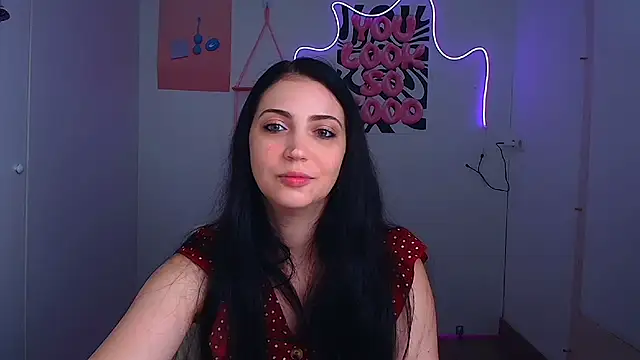 Snapshot of Amalia_amor chatting on June 30, 5:41 am Amalia amor online show from June 30, 5:41 am