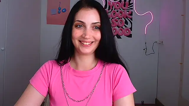 Snapshot of Amalia_amor chatting on July 6, 3:03 pm Amalia amor online show from July 6, 3:03 pm