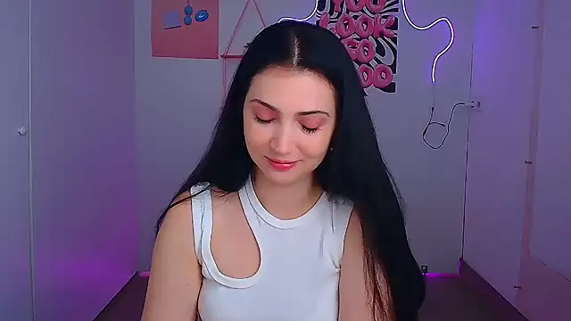 Snapshot of Amalia_amor chatting on July 22, 5:43 am Amalia amor online show from July 22, 5:43 am