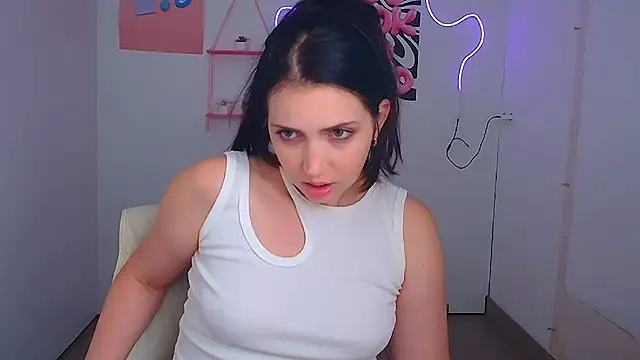 Snapshot of Amalia_amor chatting on July 28, 2:13 pm Amalia amor online show from July 28, 2:13 pm