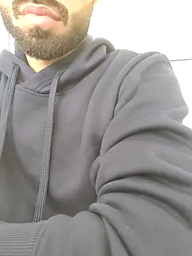 TOPMOON001 online show from February 9, 9:02 am