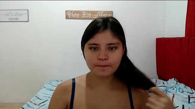 Snapshot of diva_sexyhot chatting on January 23, 11:37 am diva sexyhot online show from January 23, 11:37 am