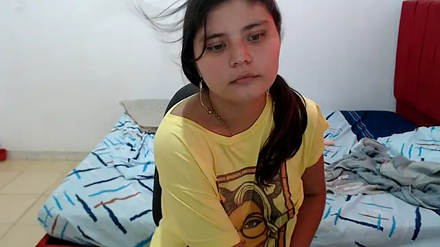 Snapshot of diva_sexyhot chatting on January 29, 5:35 pm diva sexyhot online show from January 29, 5:35 pm