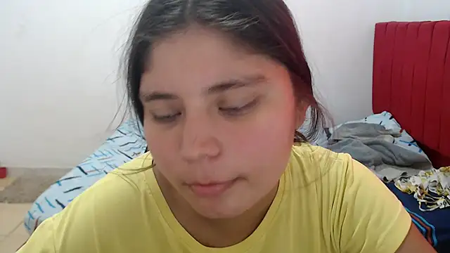 Snapshot of diva_sexyhot chatting on February 1, 2:34 pm diva sexyhot online show from February 1, 2:34 pm