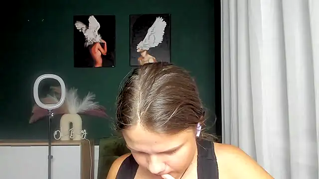 Snapshot of AdeleCruz chatting on July 6, 3:36 pm AdeleCruz online show from July 6, 3:36 pm