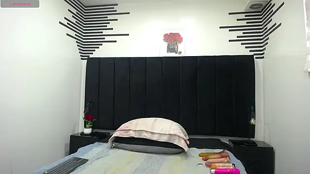 VickyBoobss online show from October 7, 7:55 pm