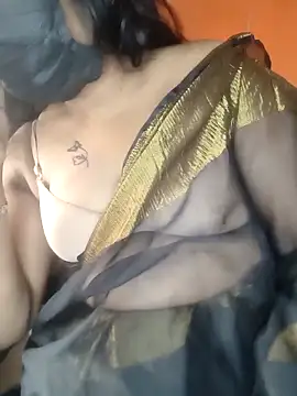 Snapshot of Lolitatamil chatting on February 5, 9:14 am Lolitatamil online show from February 5, 9:14 am