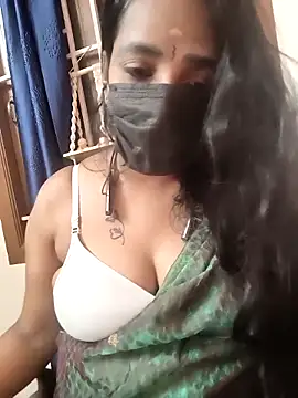 Snapshot of Lolitatamil chatting on February 23, 6:38 pm Lolitatamil online show from February 23, 6:38 pm