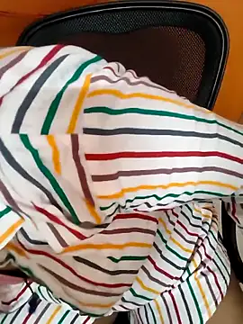 Lolitatamil online show from April 4, 8:17 pm