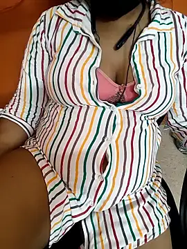 Lolitatamil online show from April 7, 9:15 pm