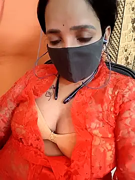 Lolitatamil online show from April 15, 7:21 pm