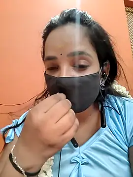 Snapshot of Lolitatamil chatting on May 1, 3:49 pm Lolitatamil online show from May 1, 3:49 pm