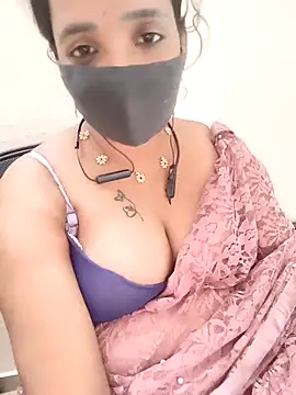 Snapshot of Lolitatamil chatting on May 11, 9:37 am Lolitatamil online show from May 11, 9:37 am