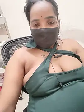 Snapshot of Lolitatamil chatting on May 20, 7:53 pm Lolitatamil online show from May 20, 7:53 pm
