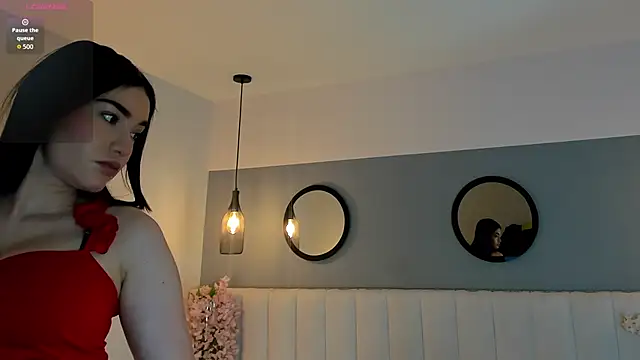 chelsea bolton  online show from April 3, 12:14 pm