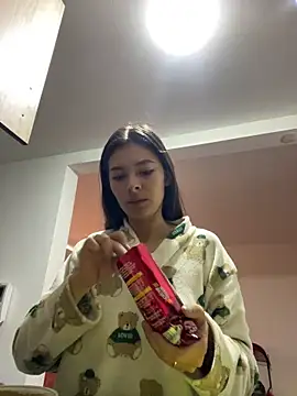 Aleska Miami online show from April 8, 12:49 pm