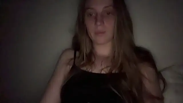 Ella-82 online show from February 25, 3:09 am