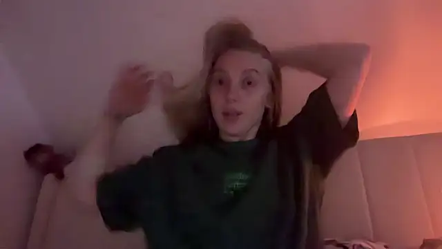 Ella-82 online show from October 4, 8:29 pm